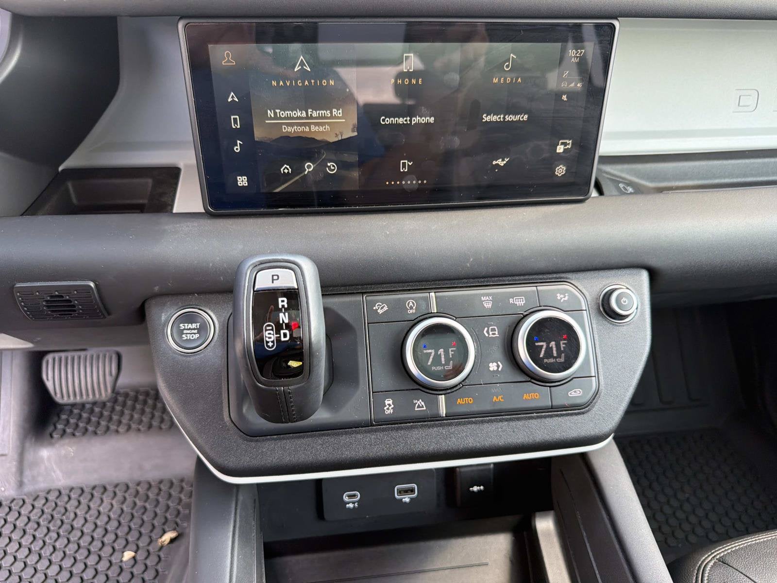 2024 Land Rover Defender S
