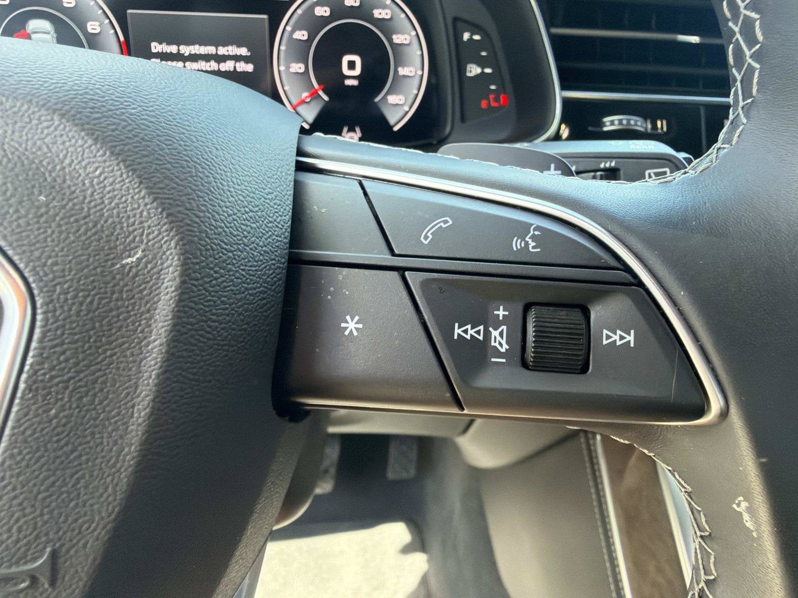 2025 Audi Q7 Prestige