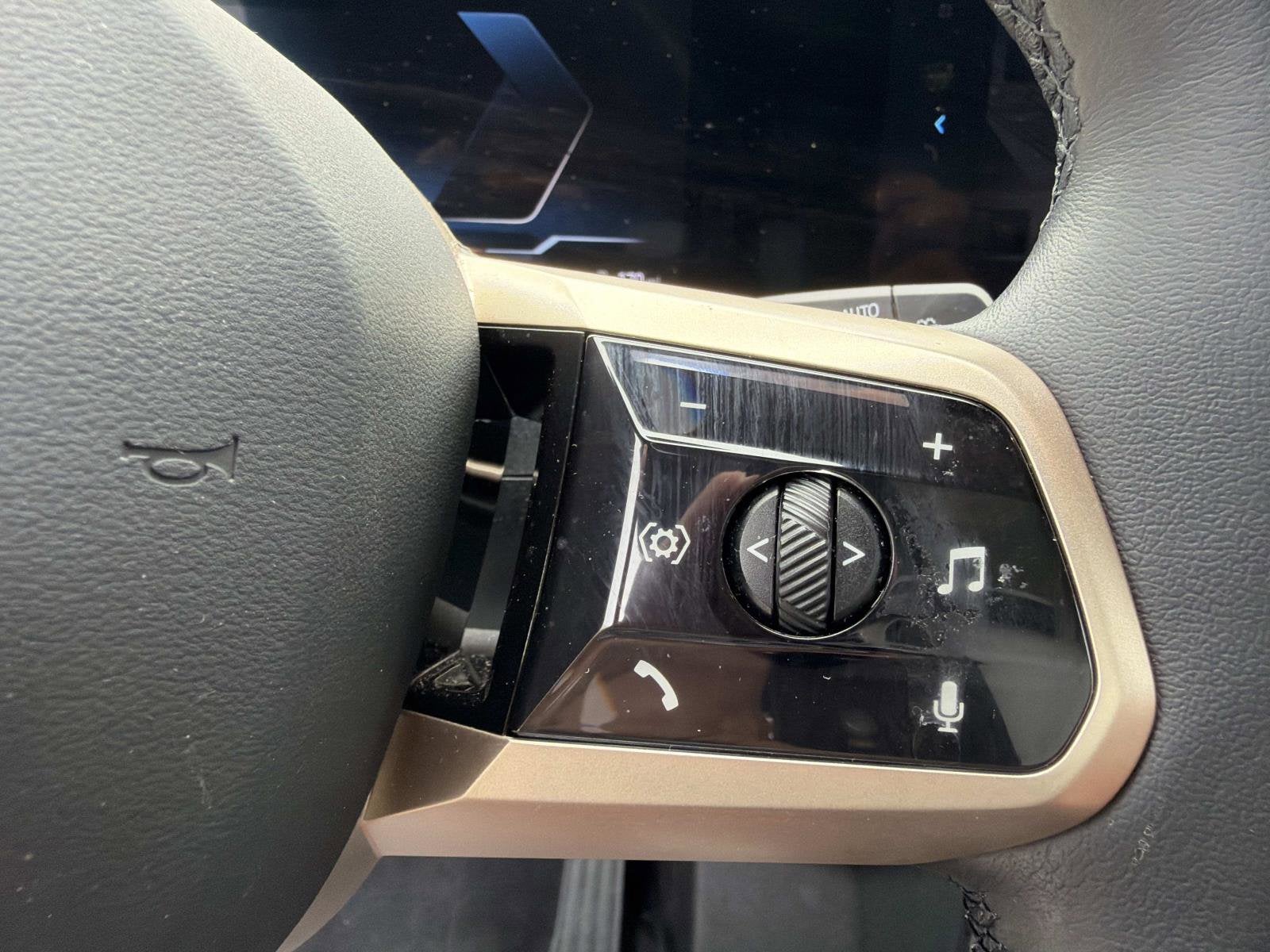 2023 BMW iX xDrive50