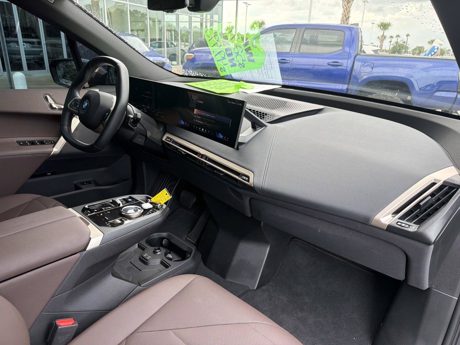 2024 BMW iX xDrive50