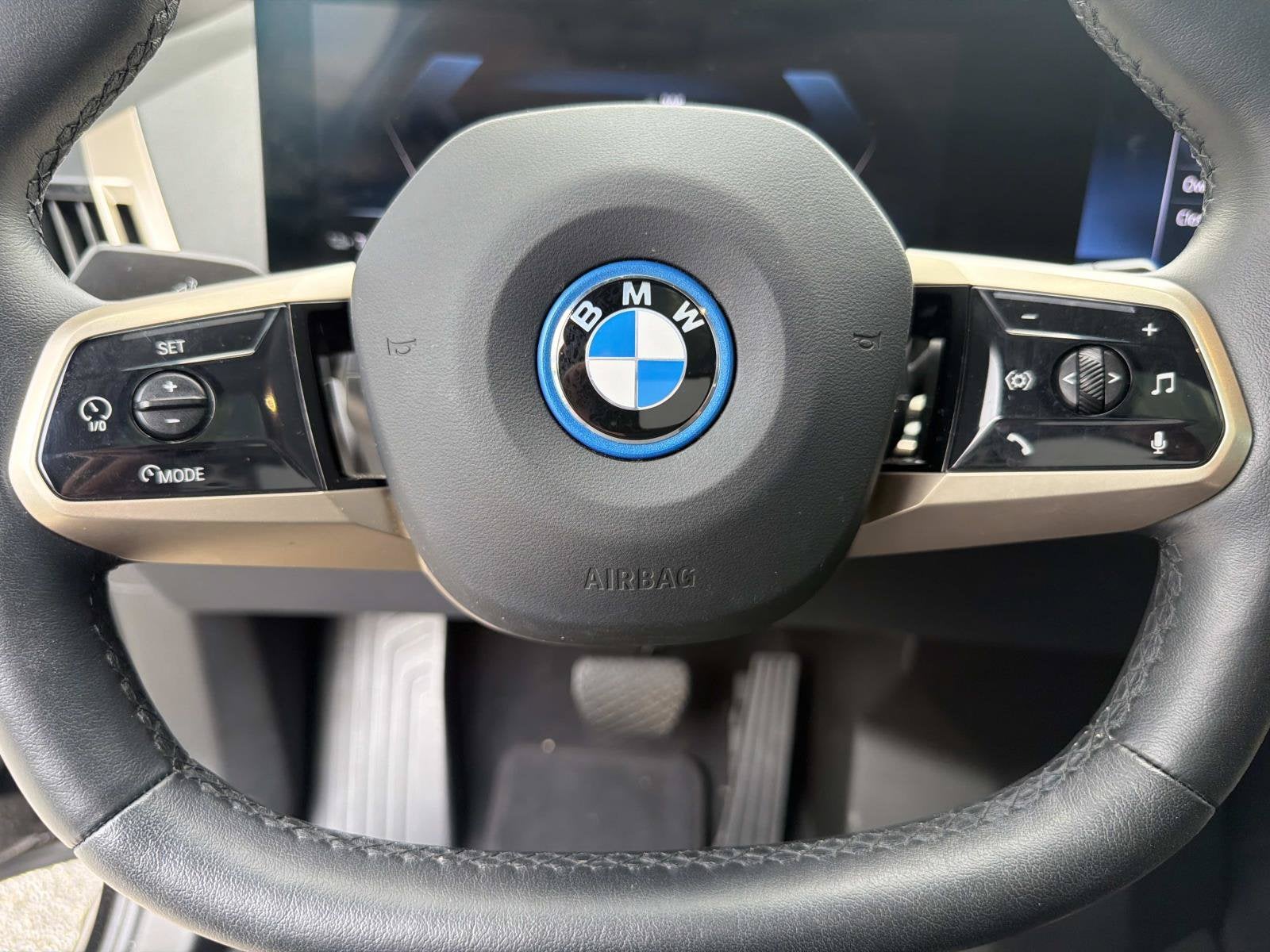 2024 BMW iX xDrive50