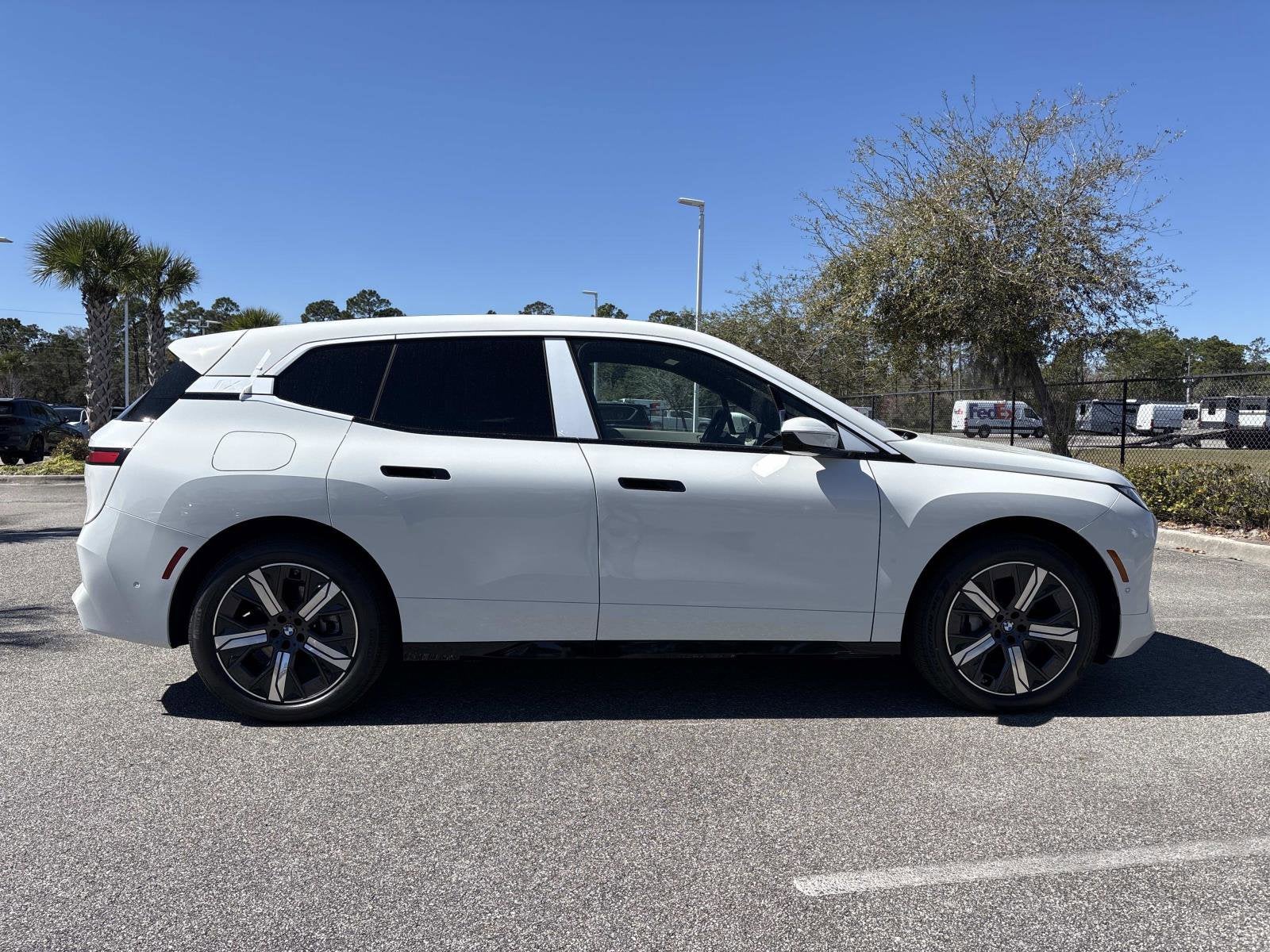 2026 BMW iX xDrive45