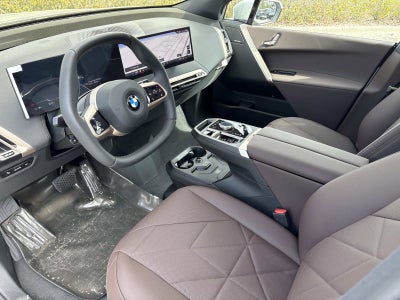 2026 BMW iX xDrive45