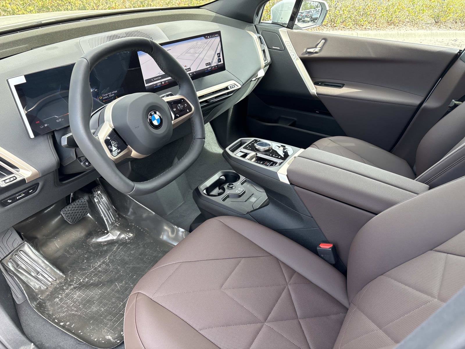 2026 BMW iX xDrive45