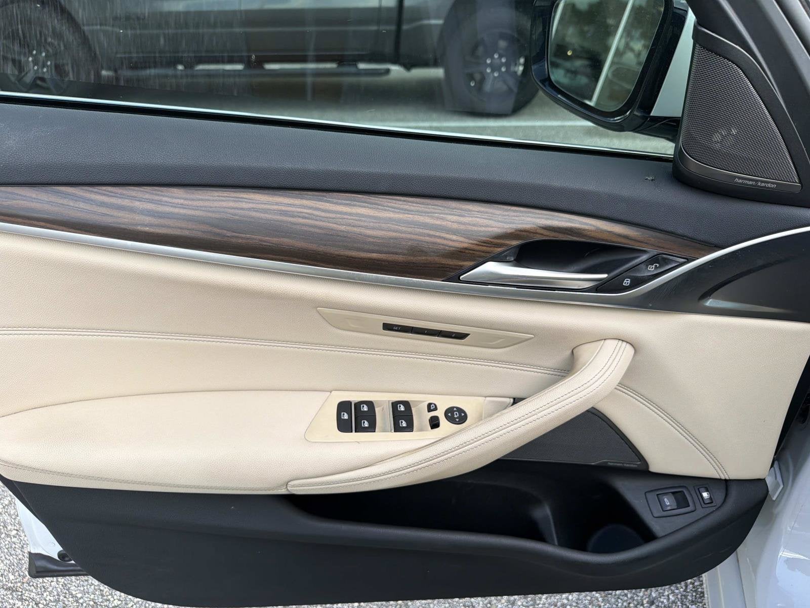 2023 BMW 5 Series 530e