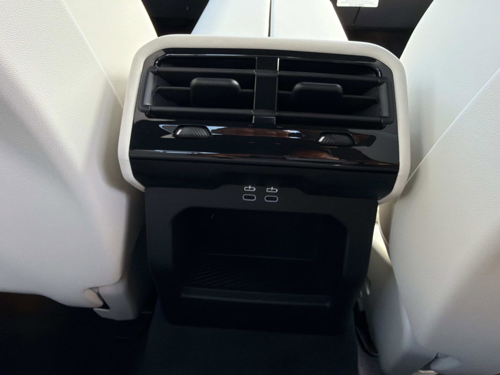 2026 BMW 5 Series 550e xDrive
