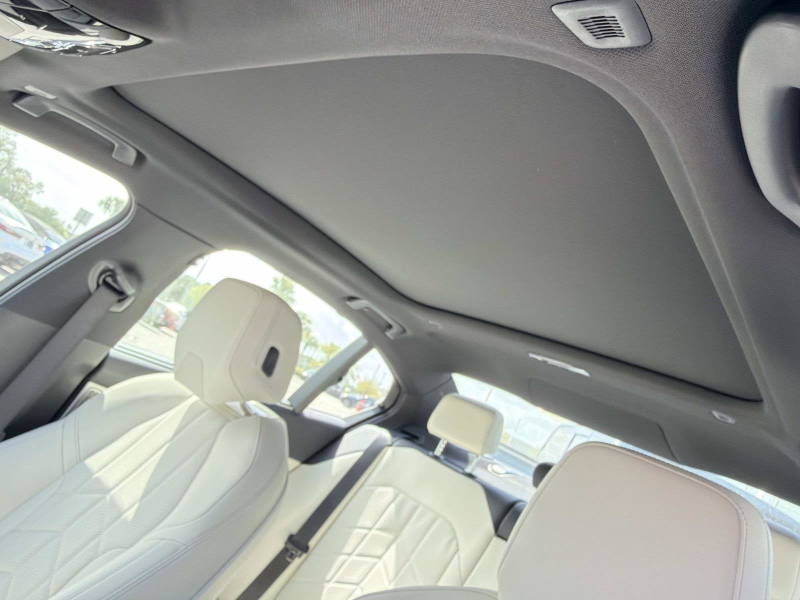2026 BMW 5 Series 550e xDrive
