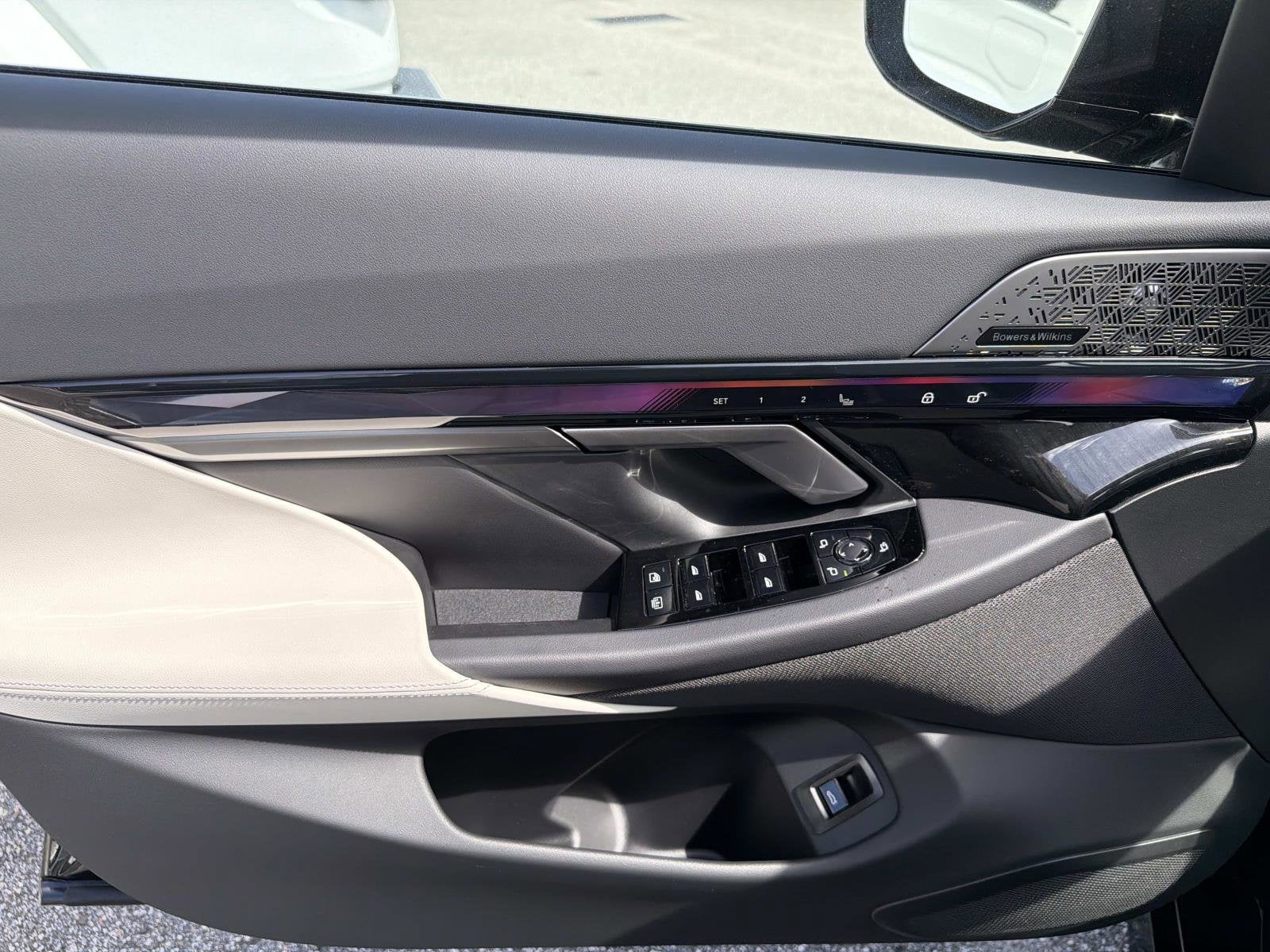2026 BMW 5 Series 550e xDrive