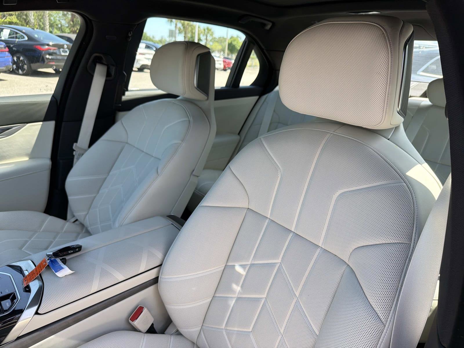 2026 BMW 7 Series 740i