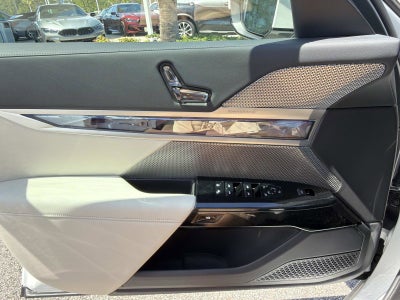 2026 BMW 7 Series 740i