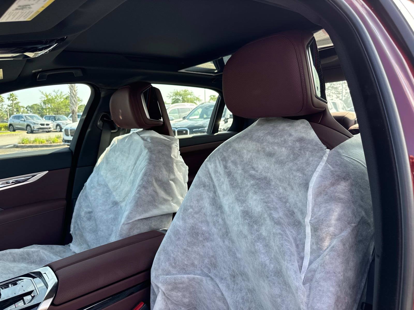 2025 BMW 7 Series 740i