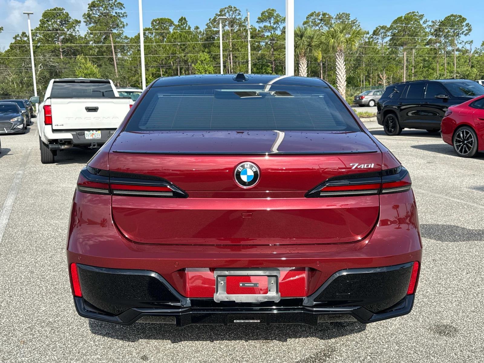 2025 BMW 7 Series 740i