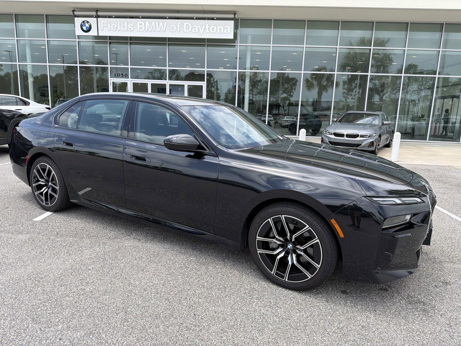 2025 BMW 7 Series 740i xDrive