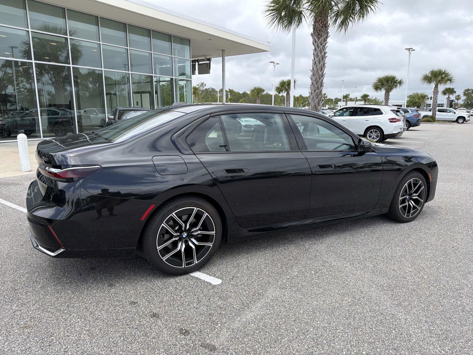 2025 BMW 7 Series 740i xDrive