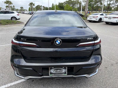2025 BMW 7 Series 740i xDrive