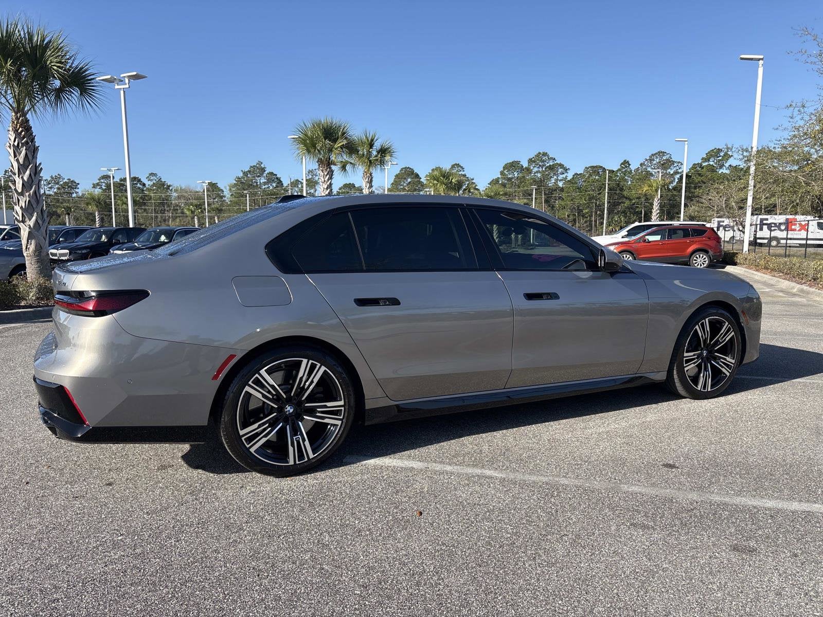 2023 BMW 7 Series 760i xDrive