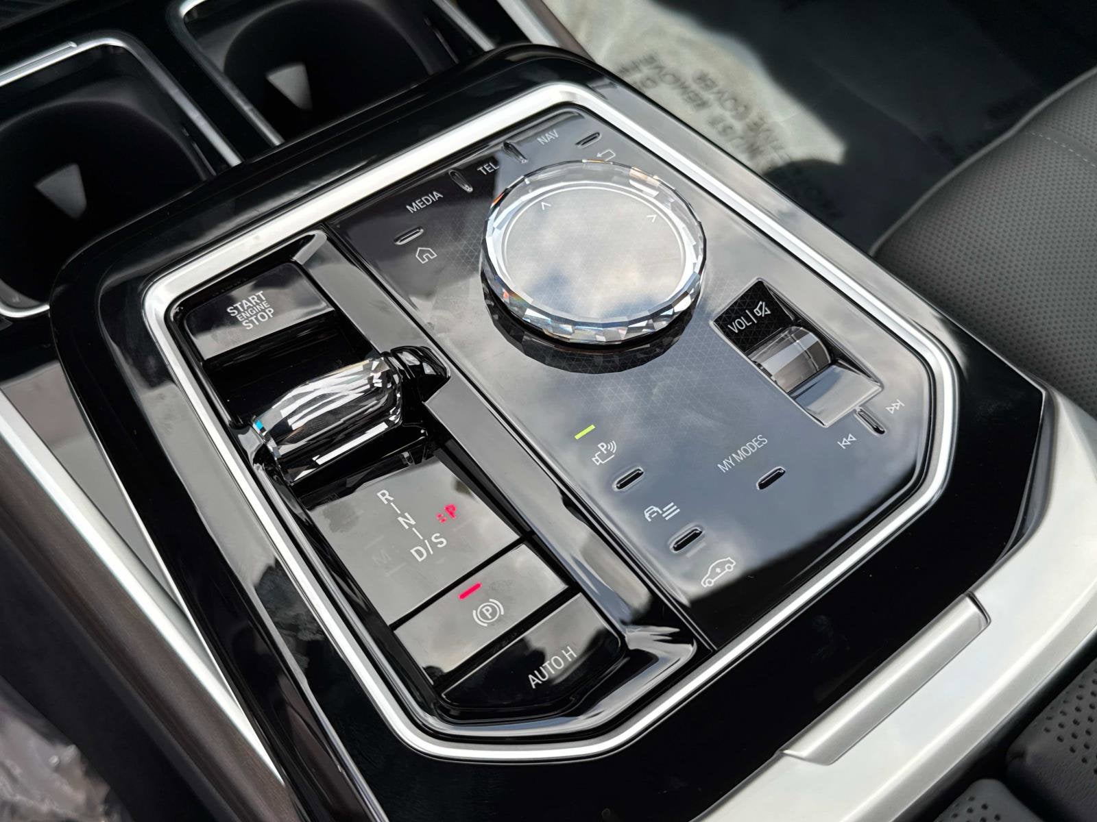 2025 BMW 7 Series 750e xDrive