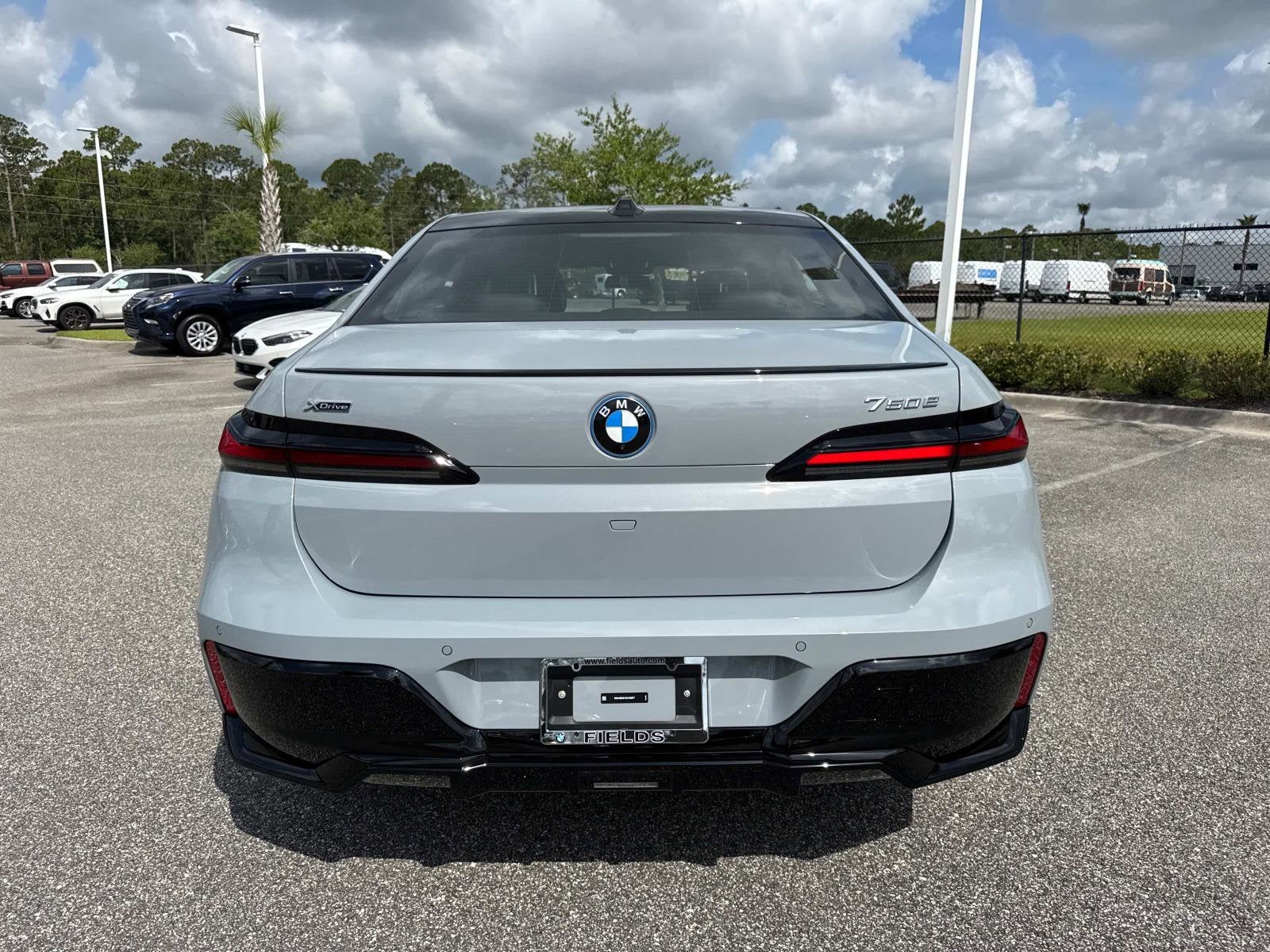 2025 BMW 7 Series 750e xDrive