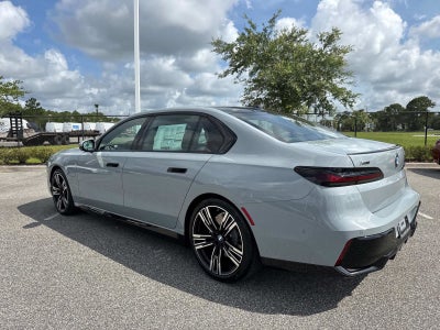 2025 BMW 7 Series 750e xDrive