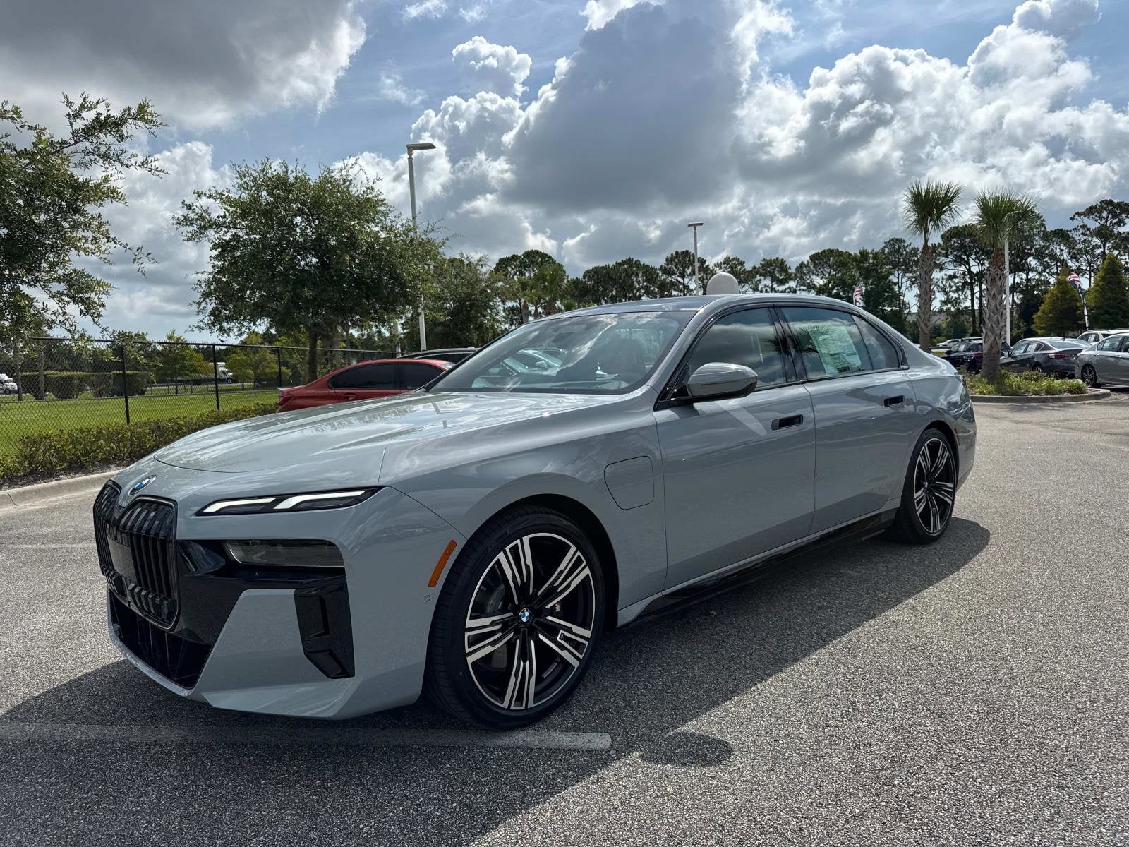 2025 BMW 7 Series 750e xDrive