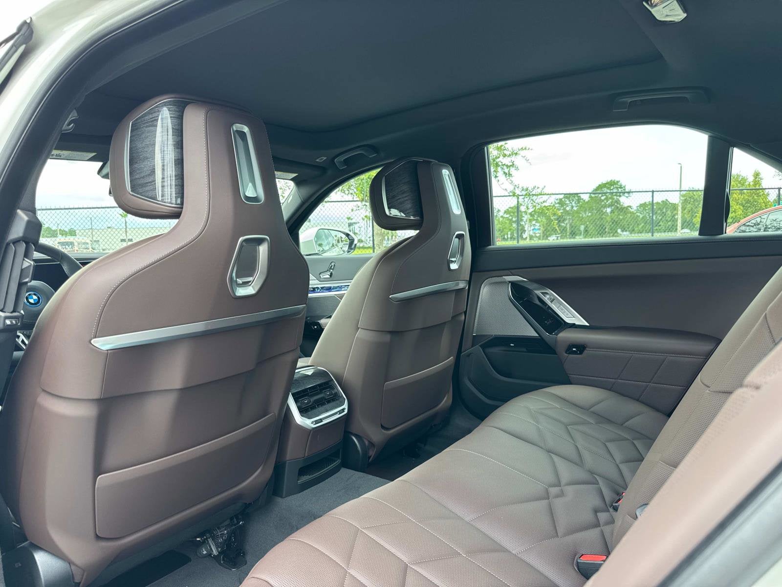 2025 BMW 7 Series 750e xDrive