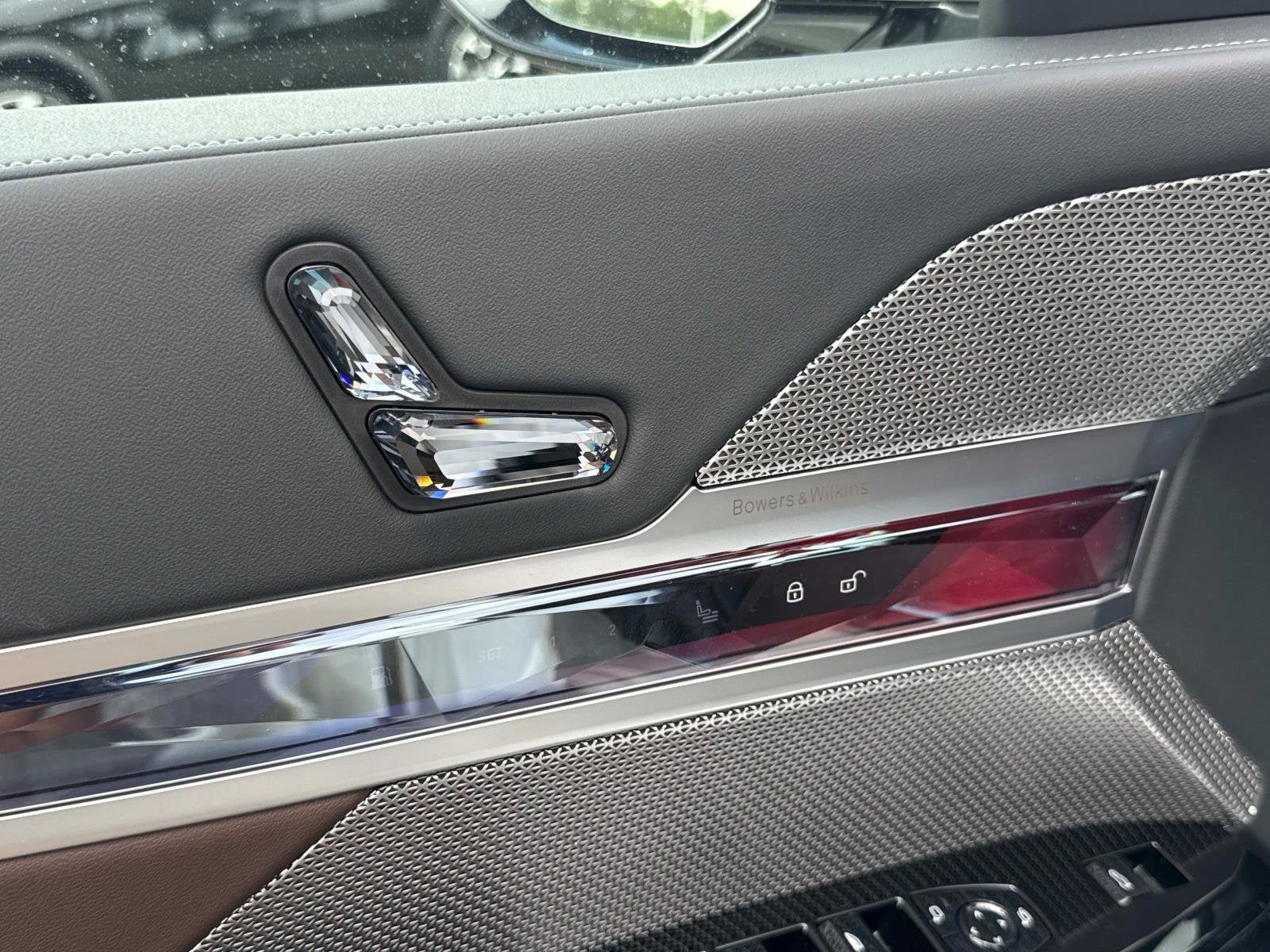 2025 BMW 7 Series 750e xDrive