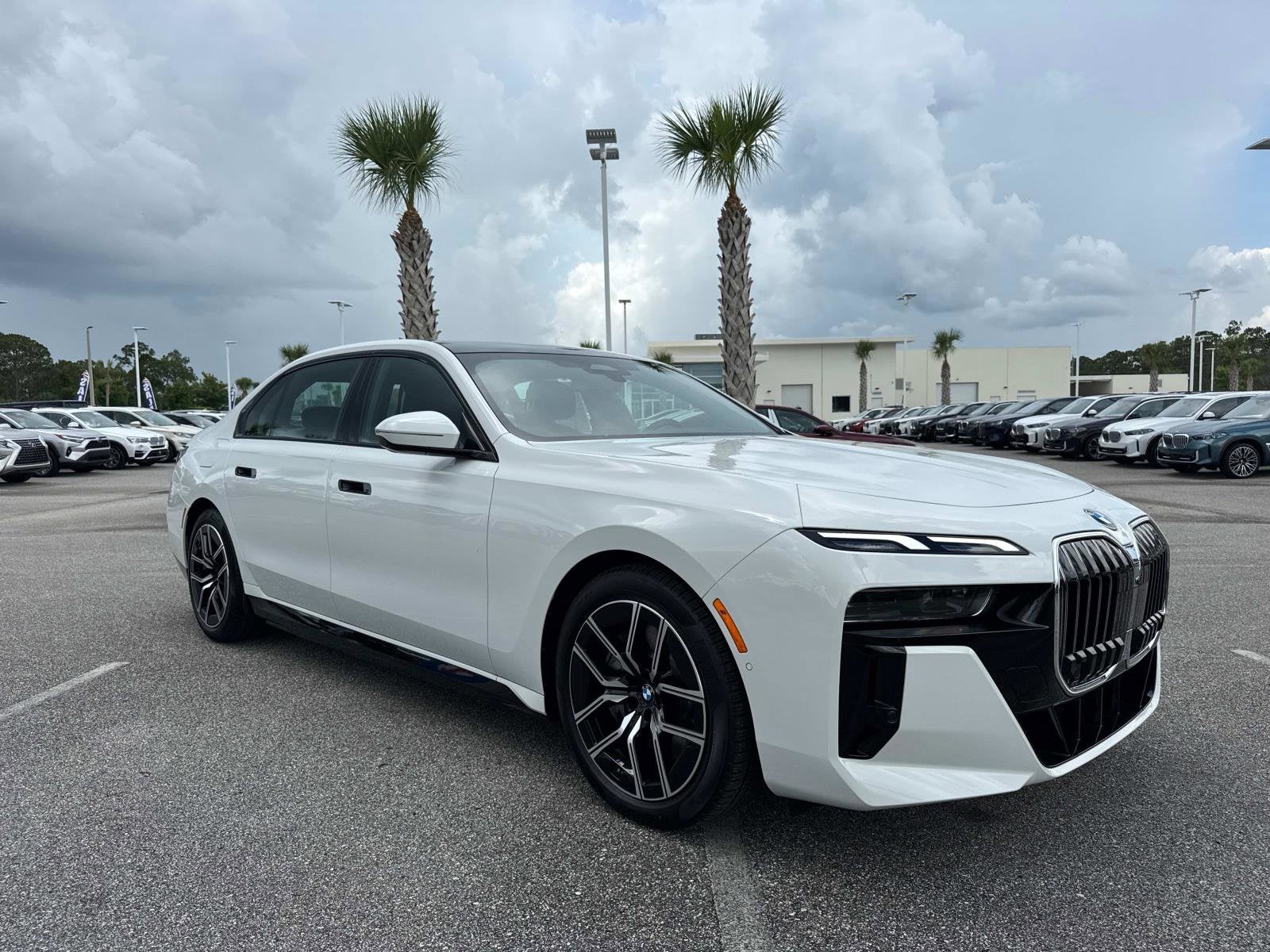 2025 BMW 7 Series 750e xDrive