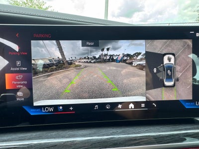 2025 BMW 7 Series 750e xDrive