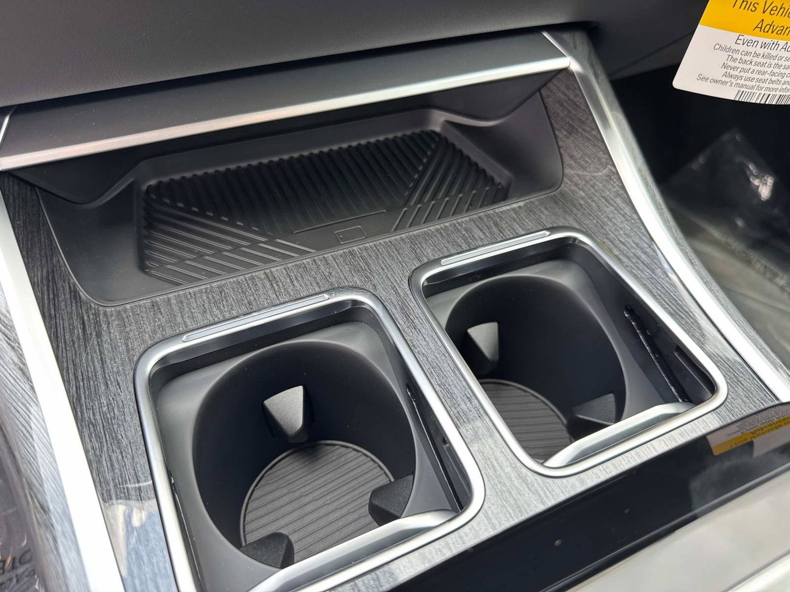 2025 BMW 7 Series 750e xDrive