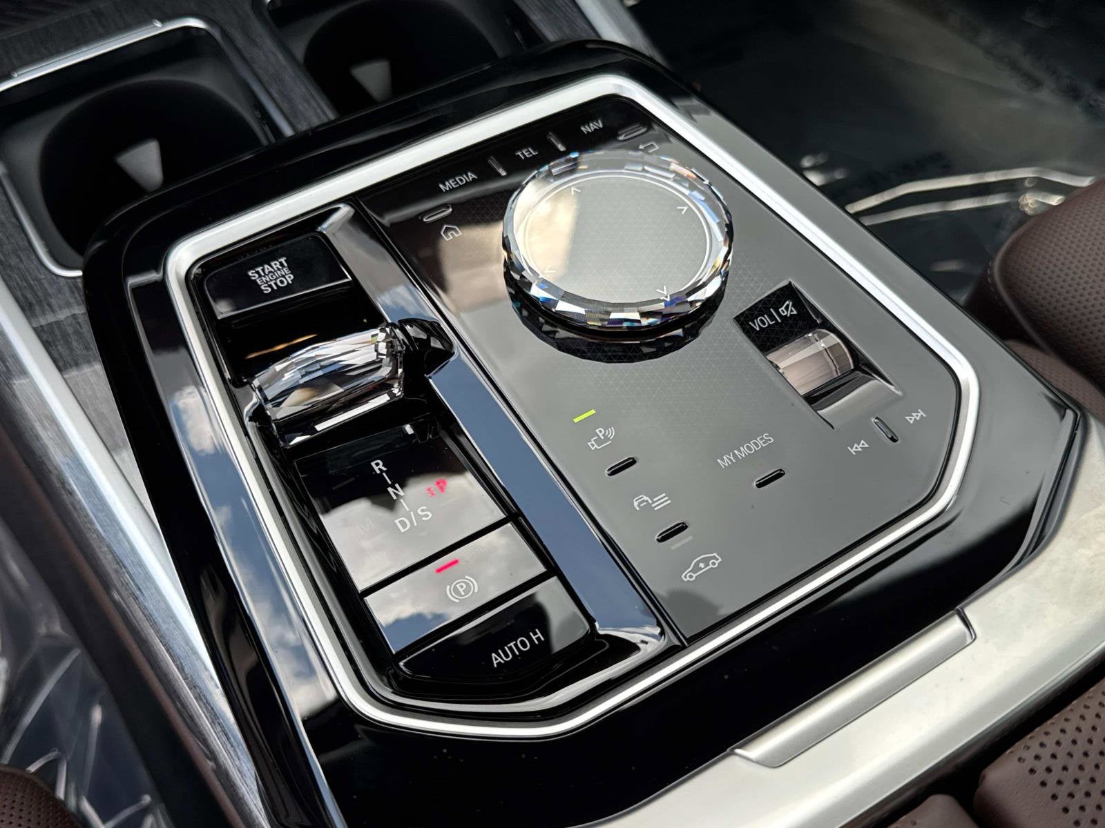 2025 BMW 7 Series 750e xDrive