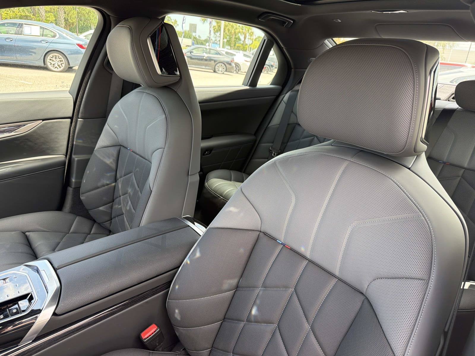 2026 BMW 7 Series 750e xDrive