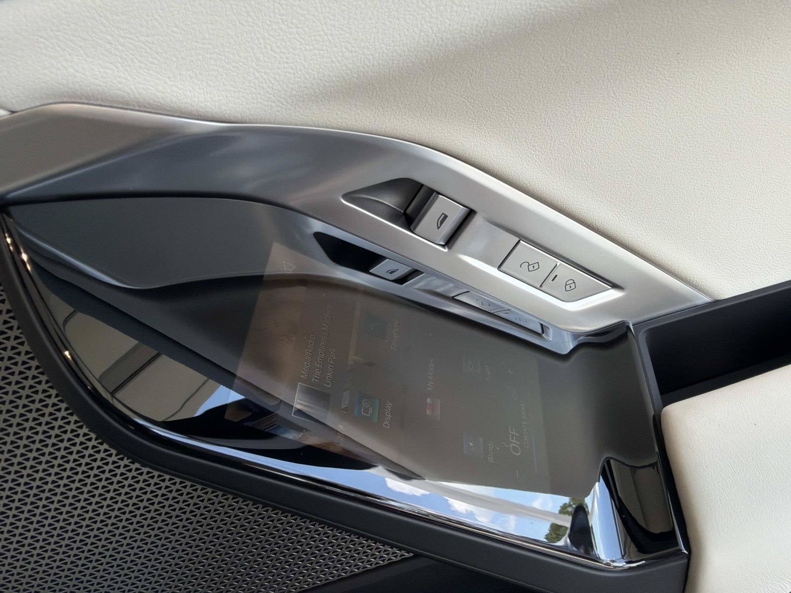 2026 BMW 7 Series 750e xDrive