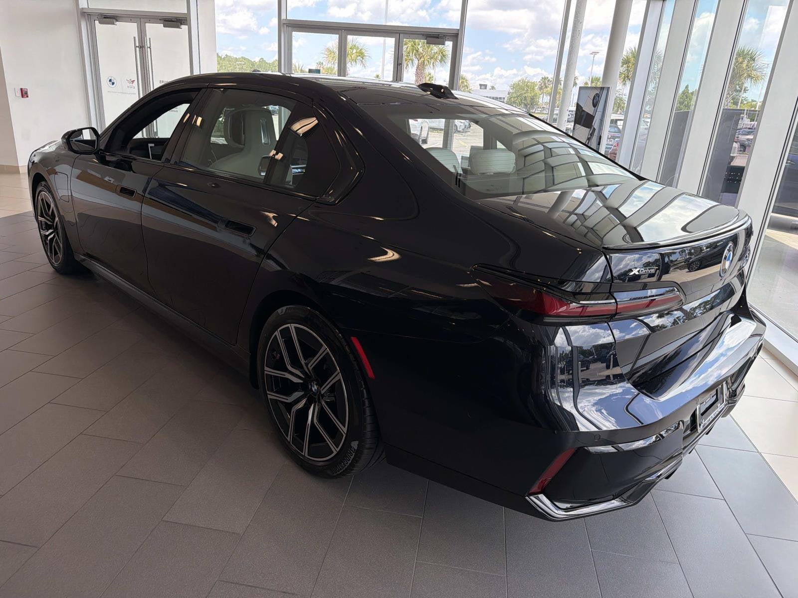 2026 BMW 7 Series 750e xDrive
