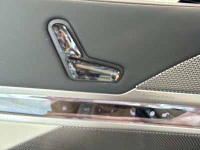 2026 BMW 7 Series 750e xDrive