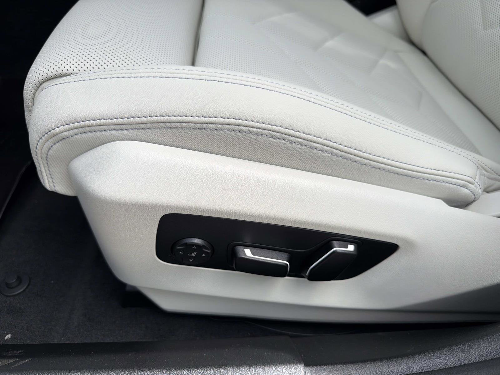 2026 BMW 5 Series 530i