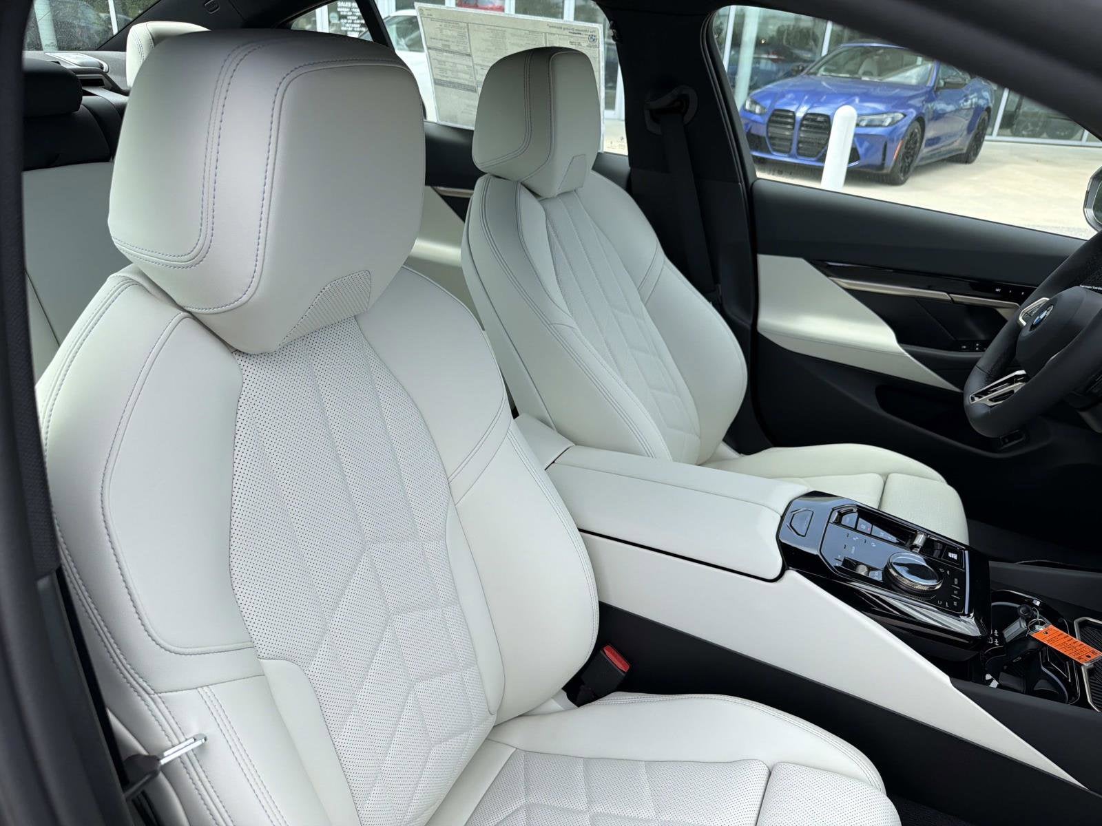2026 BMW 5 Series 530i