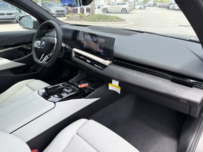 2026 BMW 5 Series 530i