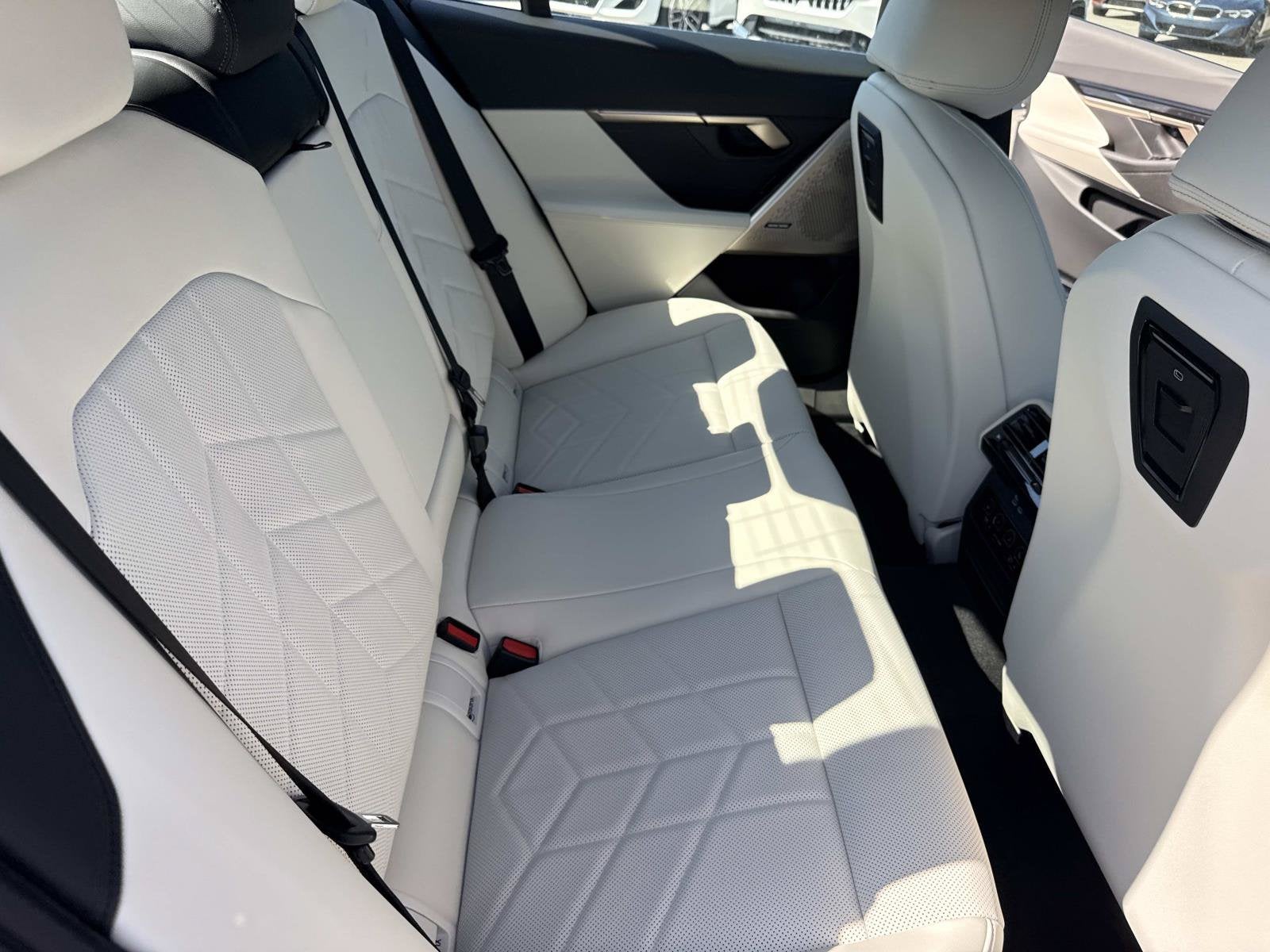 2027 BMW 5 Series 530i