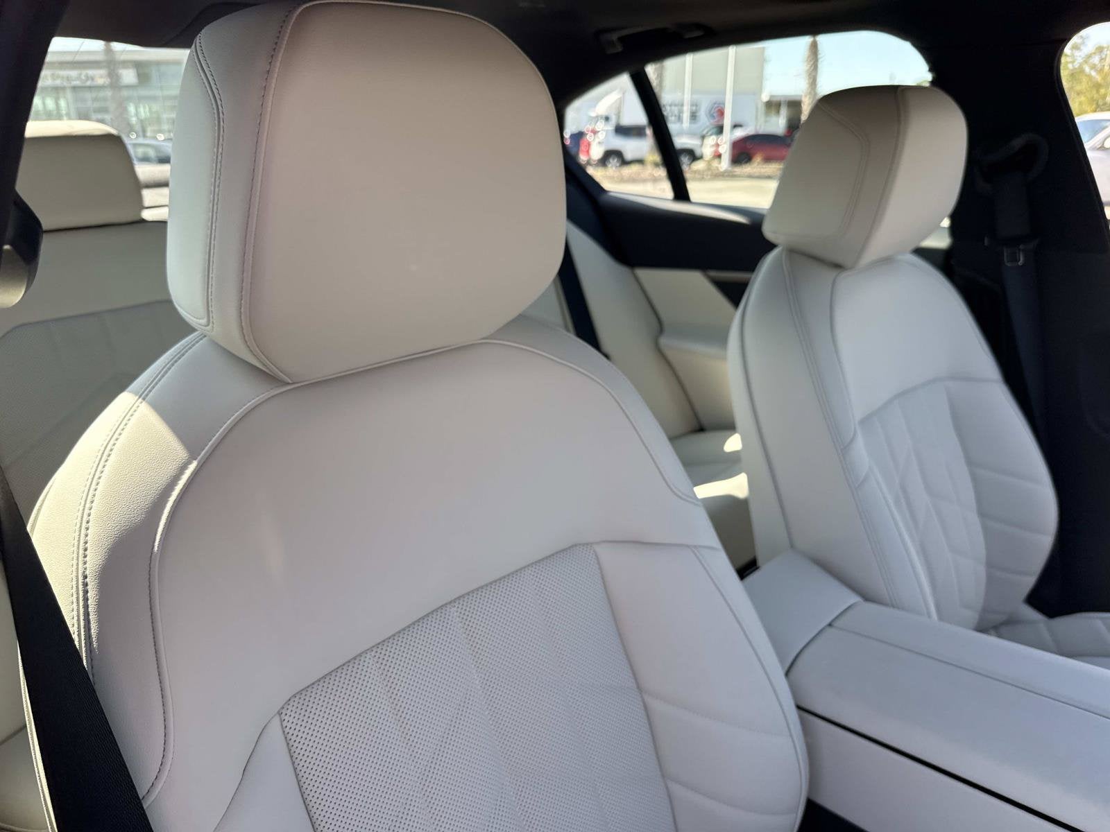 2027 BMW 5 Series 530i