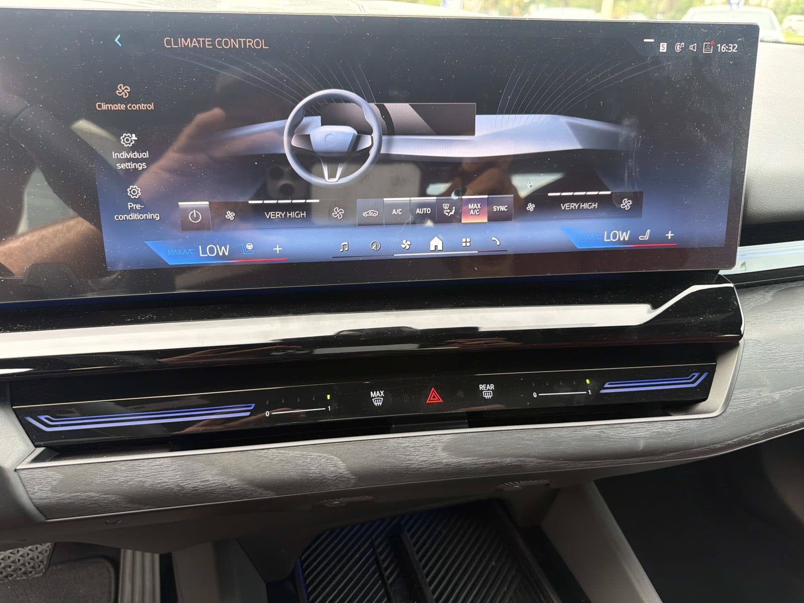 2026 BMW 5 Series 530i