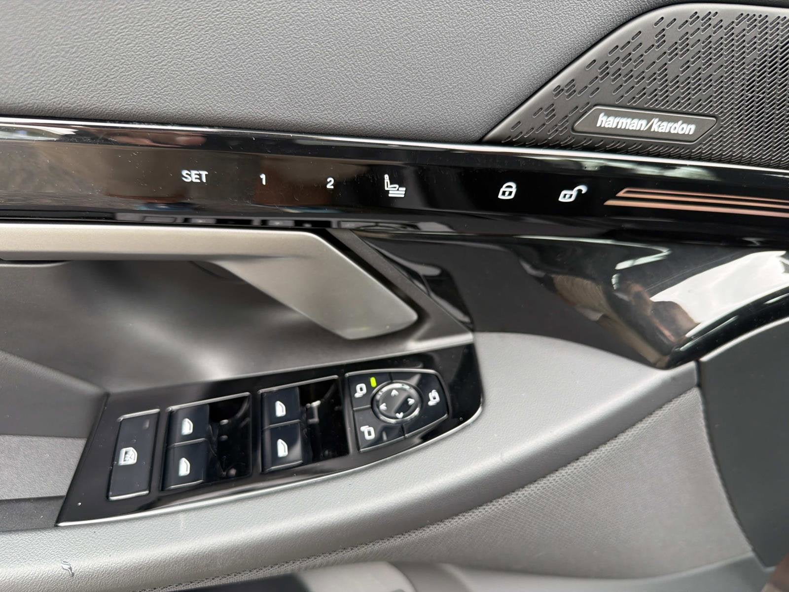 2026 BMW 5 Series 530i