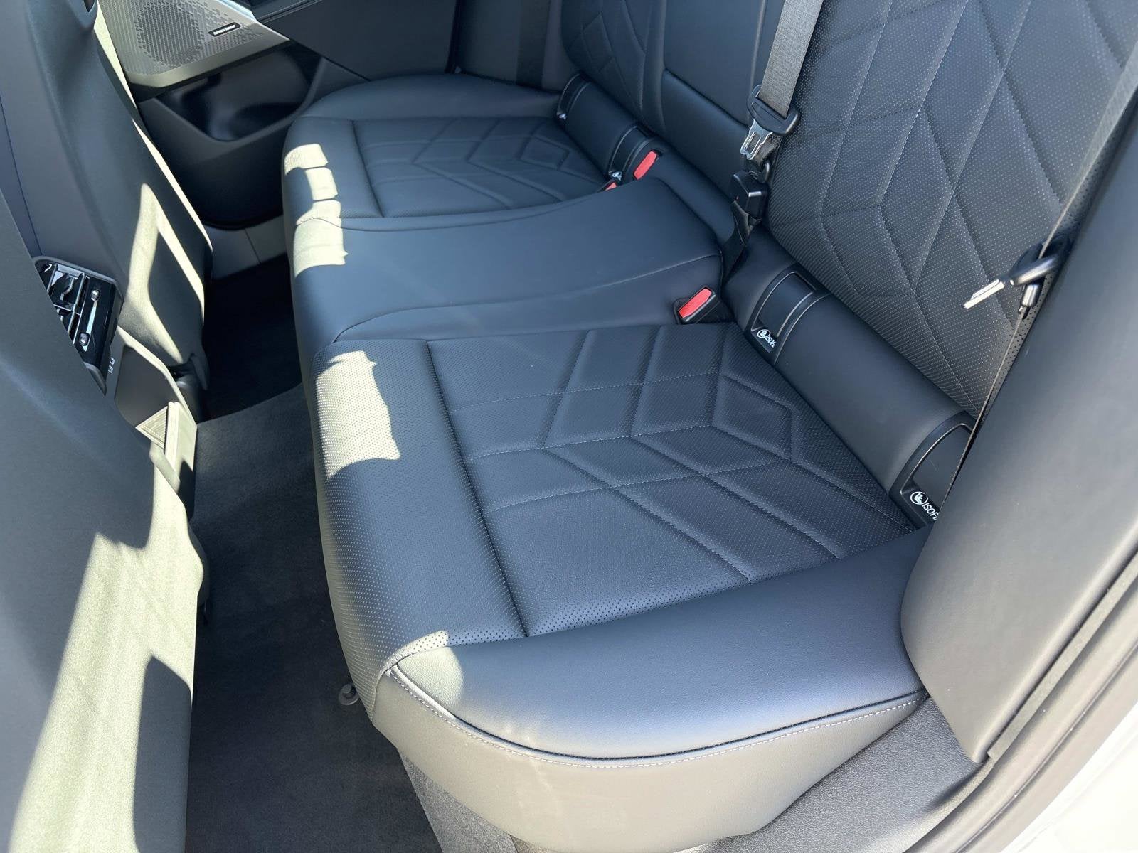 2025 BMW 5 Series 530i