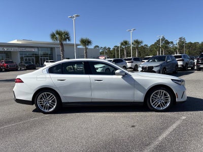 2025 BMW 5 Series 530i