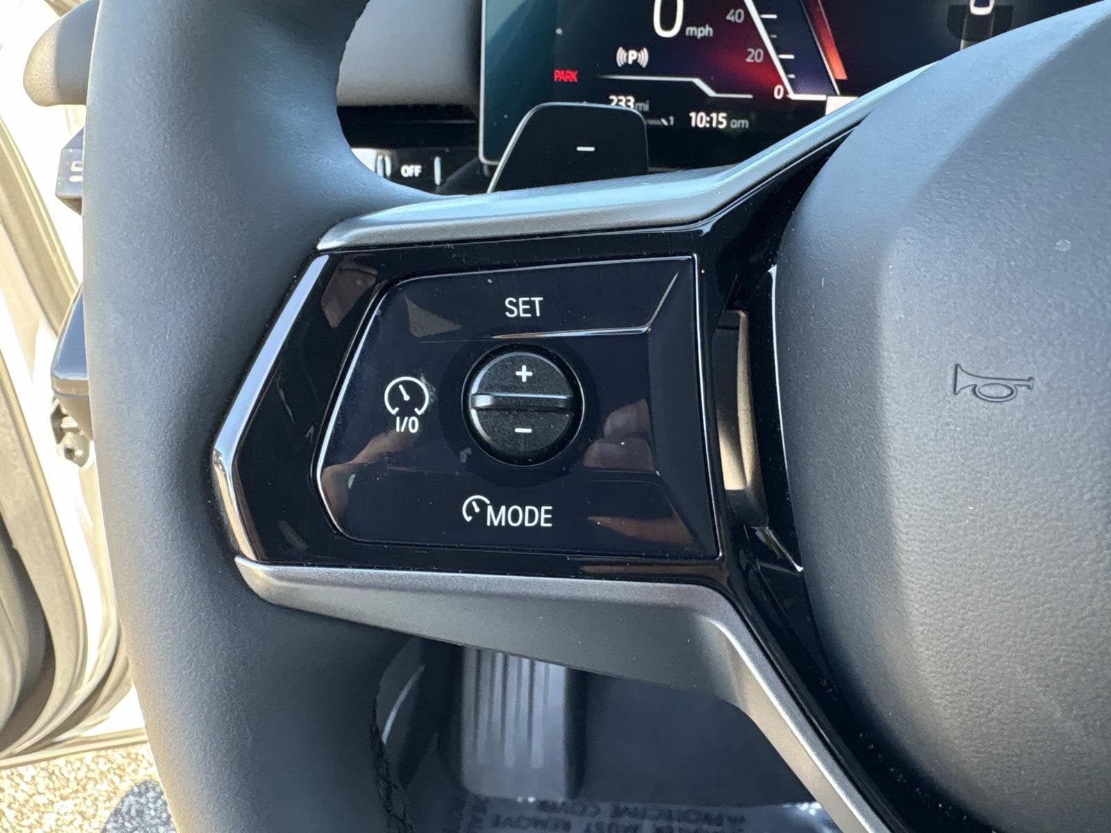 2025 BMW 5 Series 530i