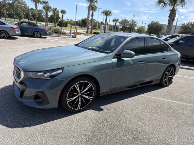 2024 BMW 5 Series 530i