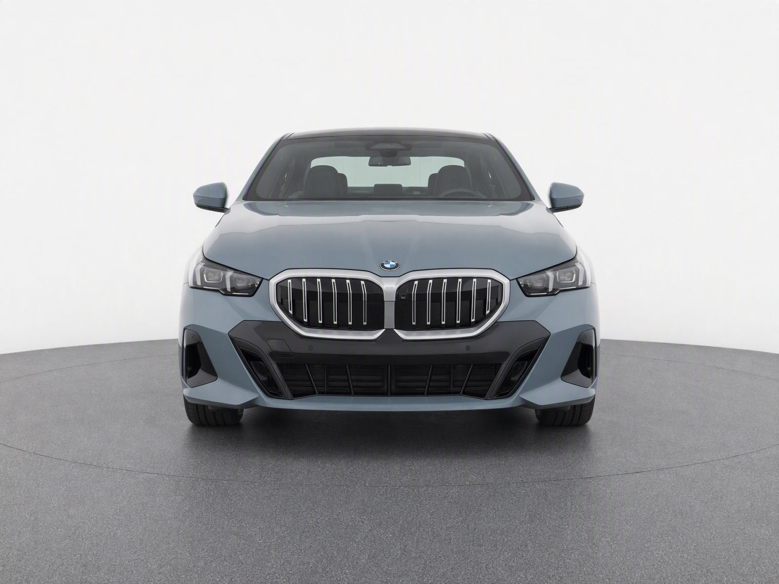 2024 BMW 5 Series 530i