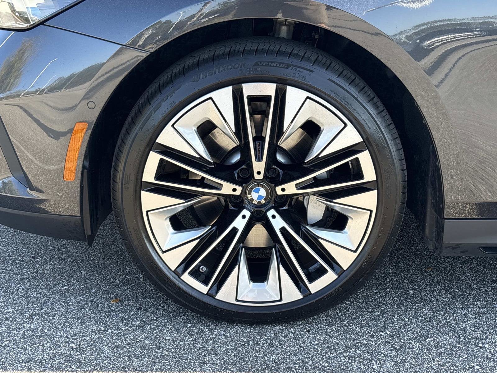 2026 BMW 5 Series 530i