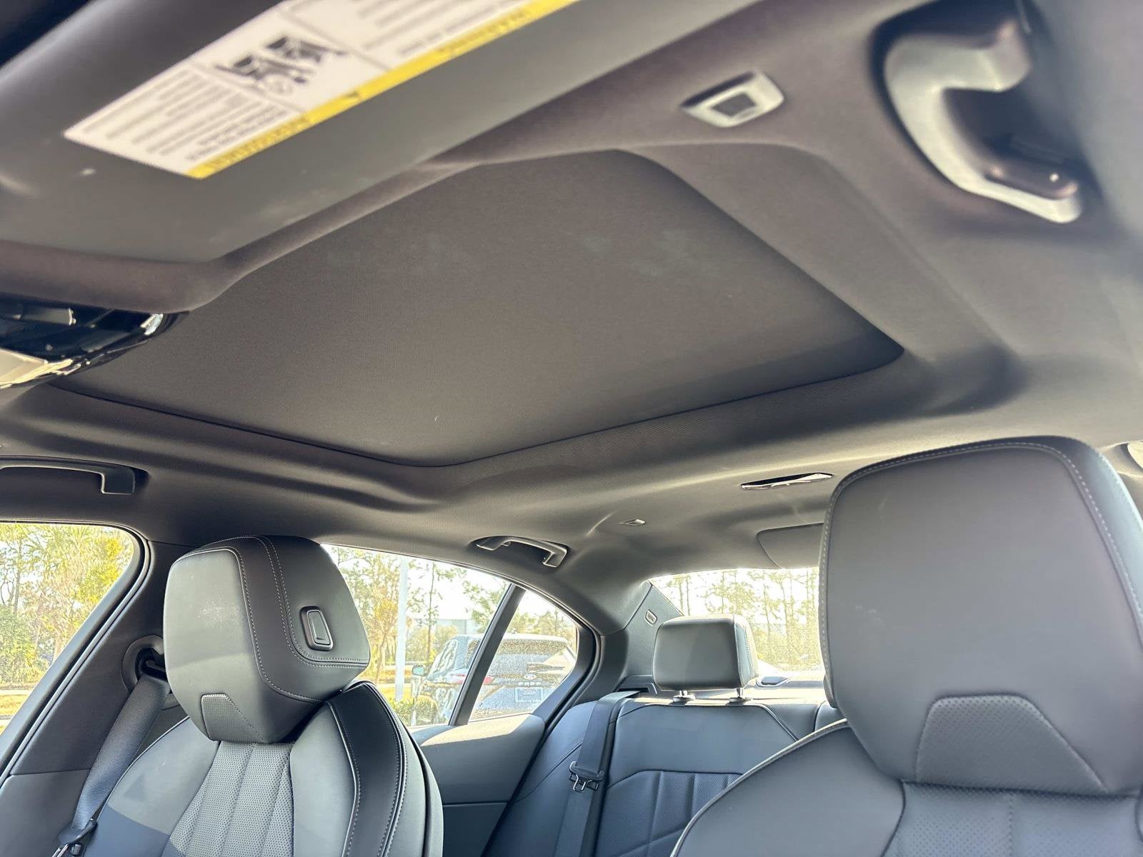 2026 BMW 5 Series 530i