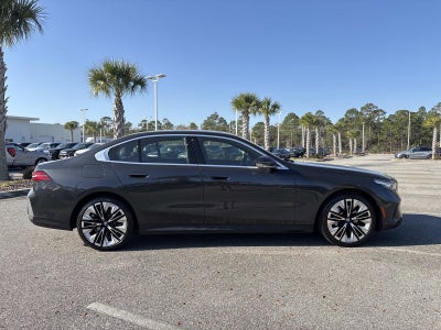 2026 BMW 5 Series 530i