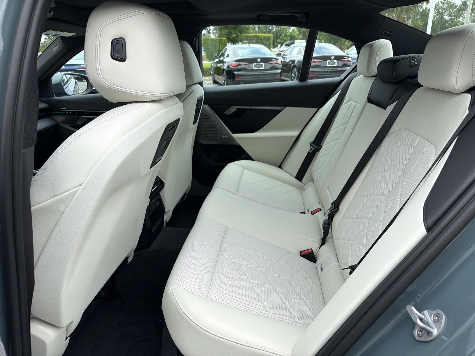 2026 BMW 5 Series 530i